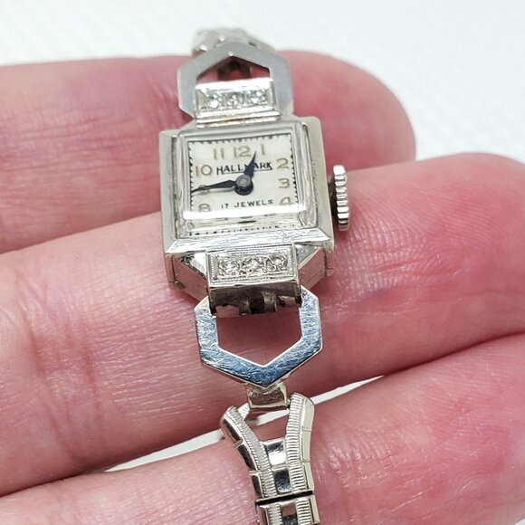 Speidel Hallmark 17 Jewel Yellow & White Gold Vintage Diamond Ladies Watch RUNS - Picture 3 of 16